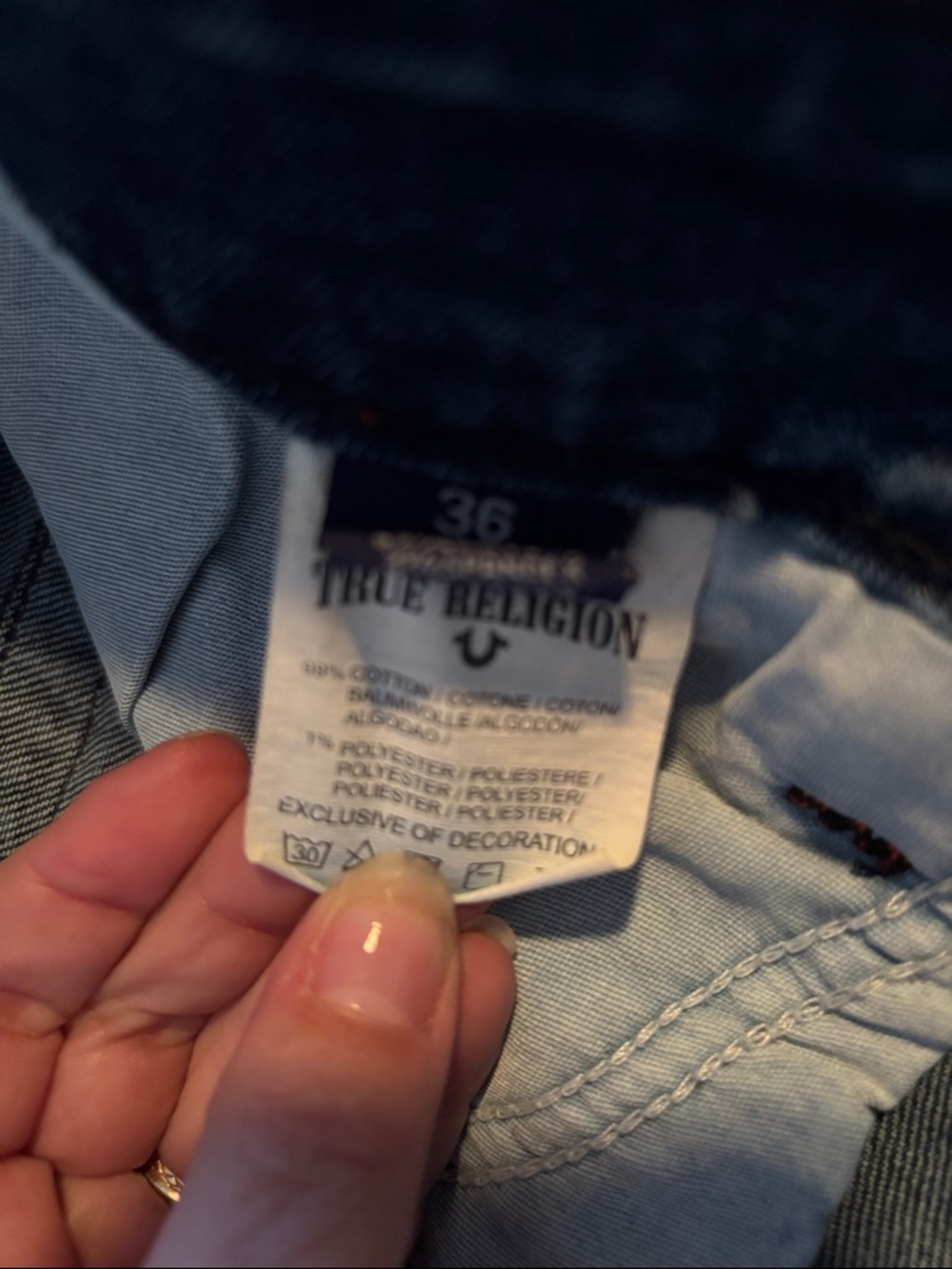 True Religion Blue Denim Jeans with Red Label Accents - Picture 4 of 15